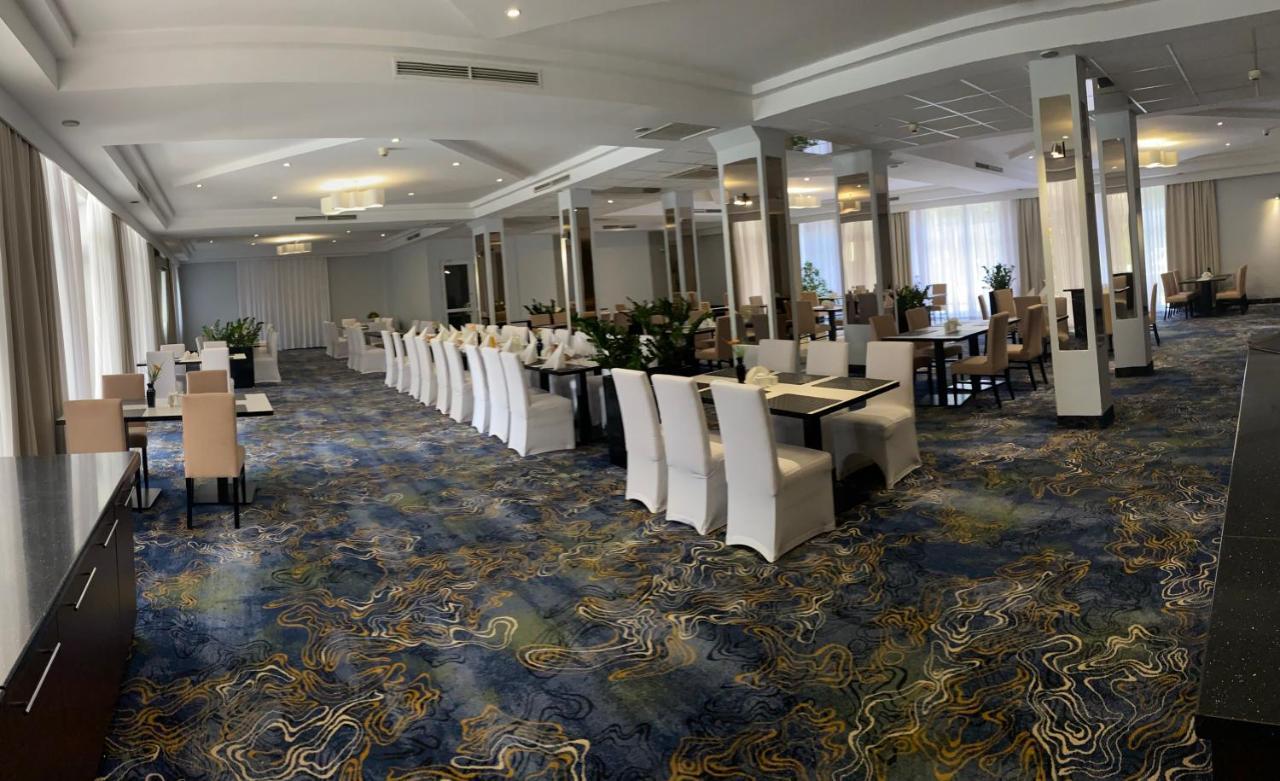 Hotel Ambasador Chojny Lodž Exteriér fotografie